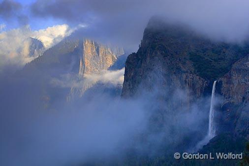 Yosemite Valley Shrouded in Clouds_22880.jpg - Photographed in Yosemite National Park, California, USA.